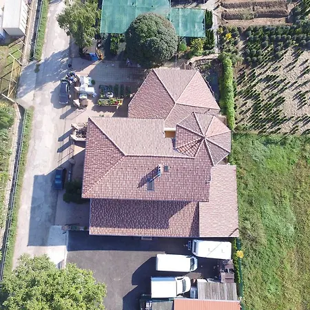 Szep Kert Vendeghaz